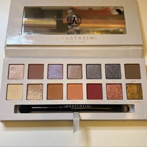 ABH Carli Bybel Eyeshadow Palette